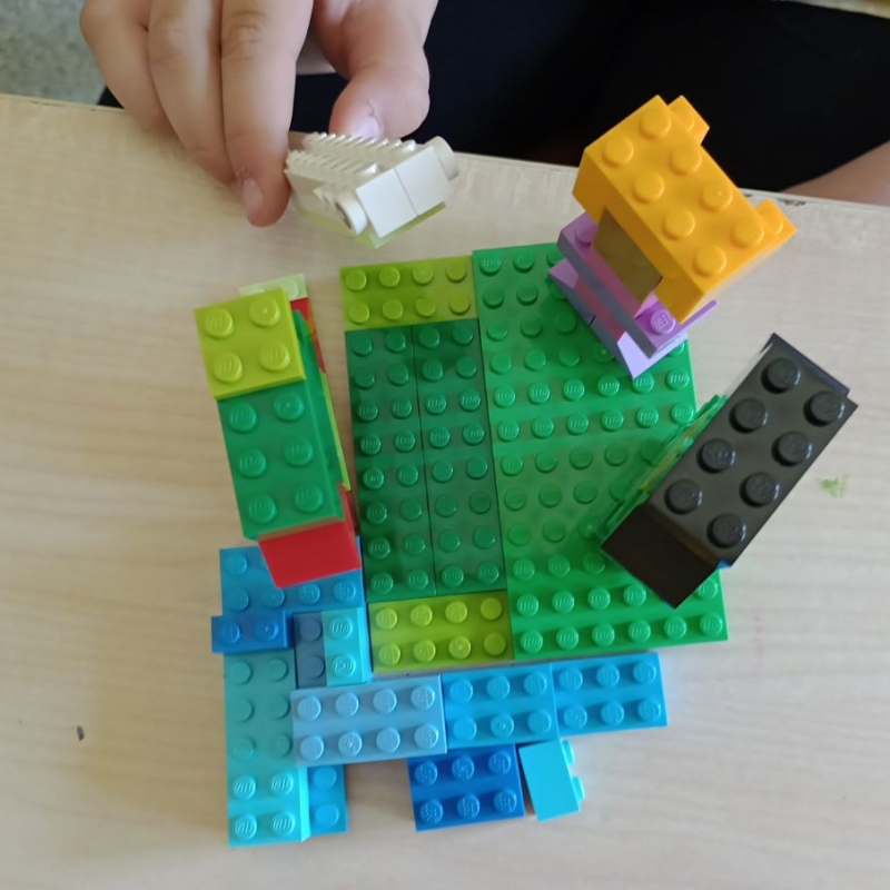 ogród Eden scena z klocków LEGO 1
