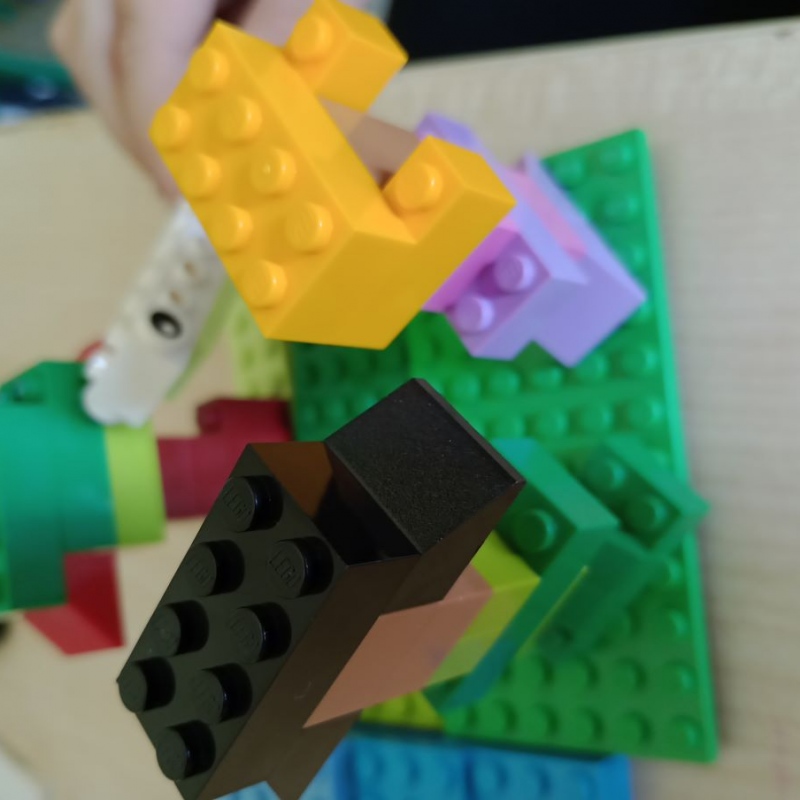 ogród Eden scena z klocków LEGO