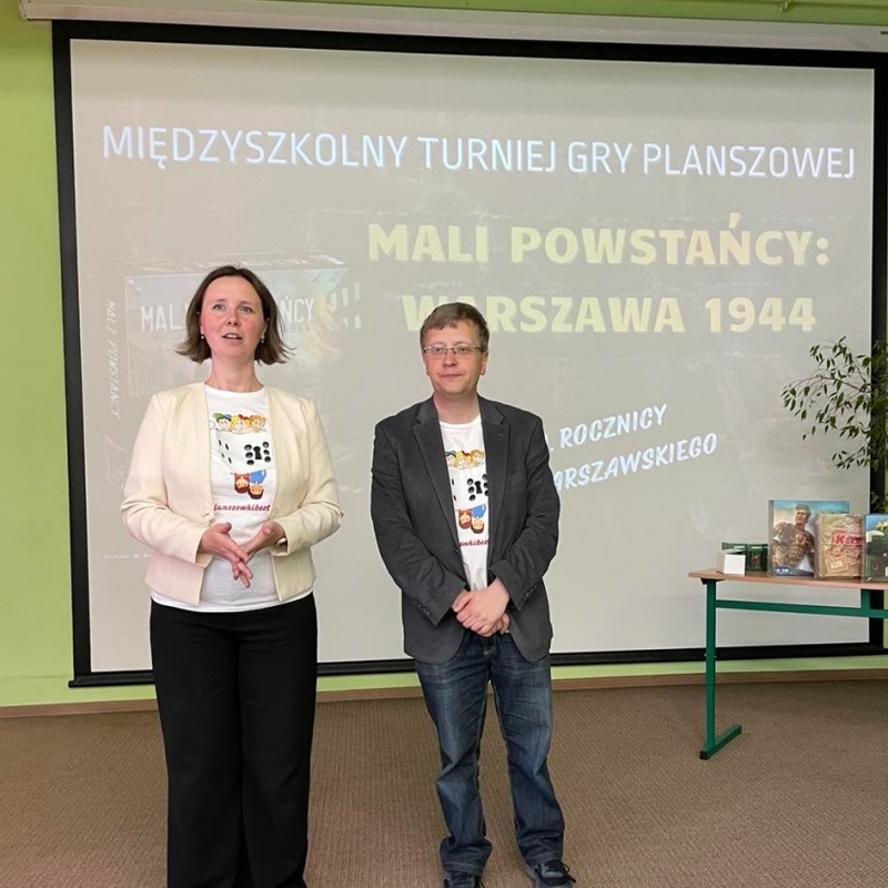 Turniej gry planszowej "Mali Powstańcy: Warszawa 1944" - przedstawiciele organizatorów