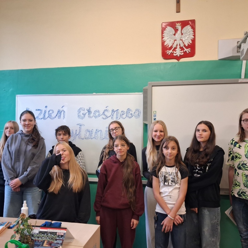 Grupa uczniów klasa 7a
