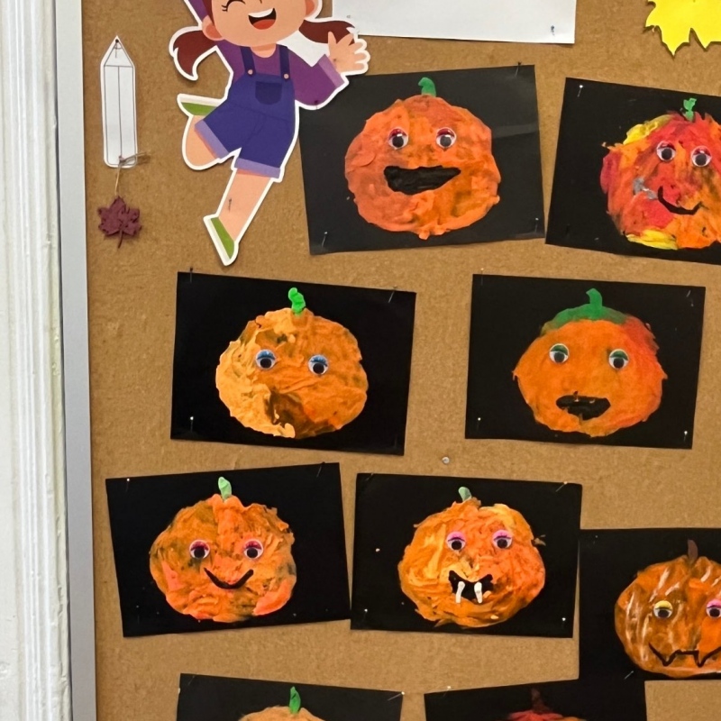 Galeria prac plastycznych- dynie z plasteliny