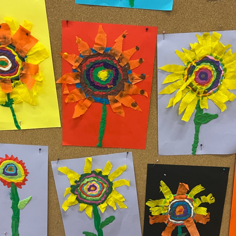 Galeria prac plastycznych- słoneczniki. Technika mieszana.