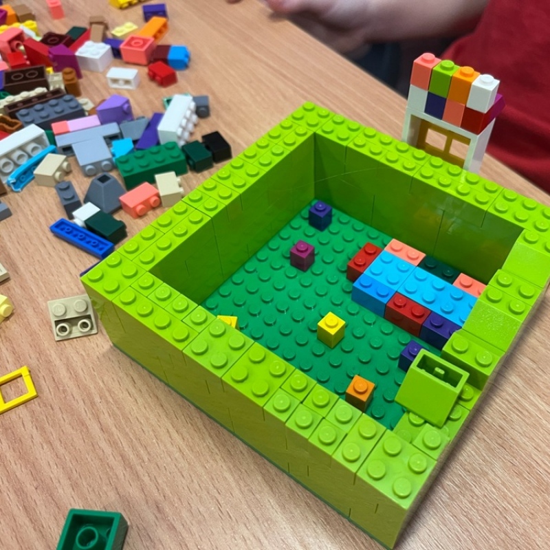 budowla z klocków lego