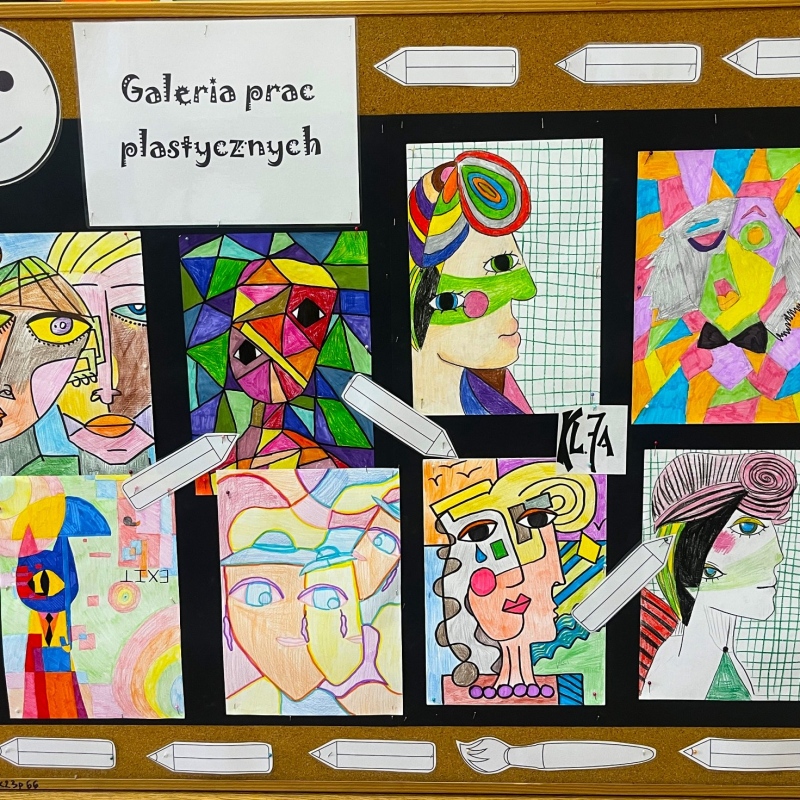 Abstrakcyjne twarze-prace uczniów wykonane pastelami olejnymi