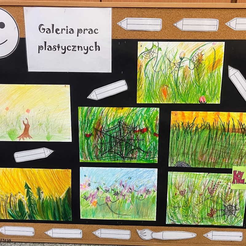 Letnie krajobrazy-prace uczniów wykonane pastelami olejnymi